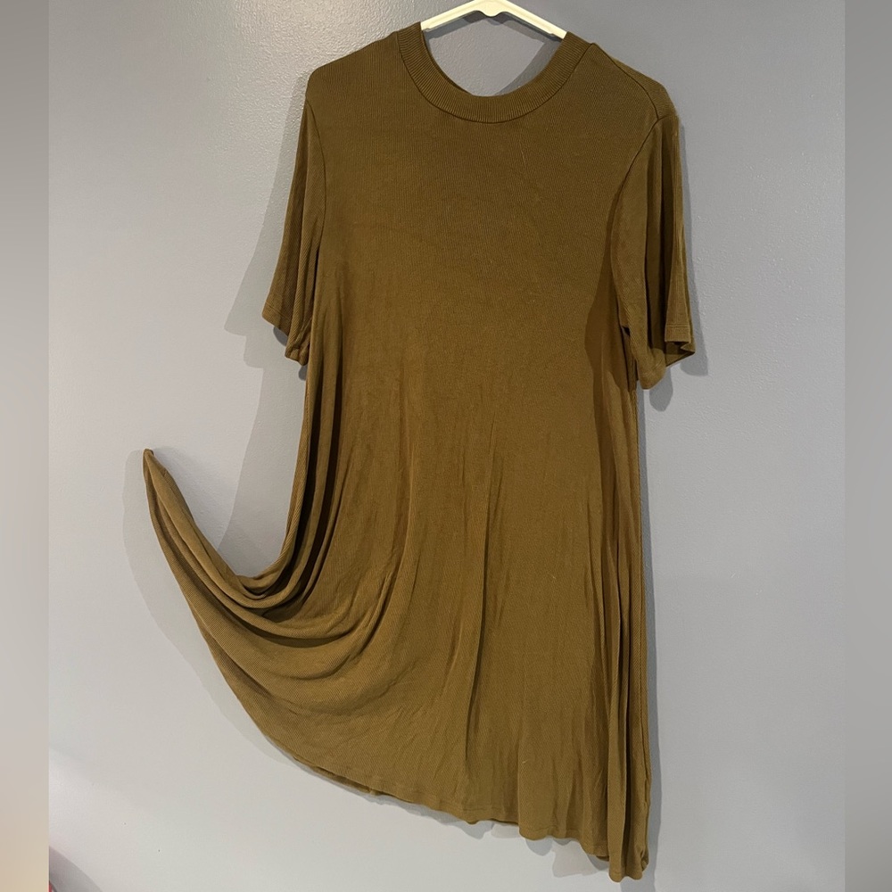 Green Ribbed High Neck Dress